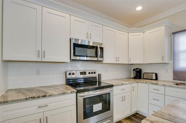 100 Wren RD, Suffolk, VA 23432