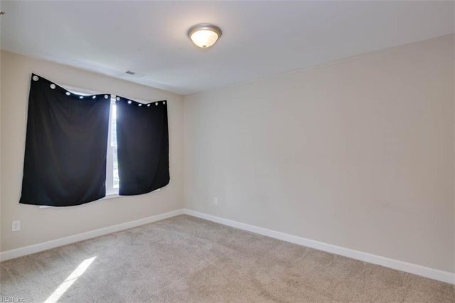100 Wren RD, Suffolk, VA 23432
