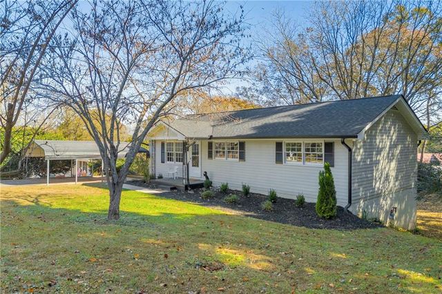 75 Cawthon Road, Toccoa, GA 30577