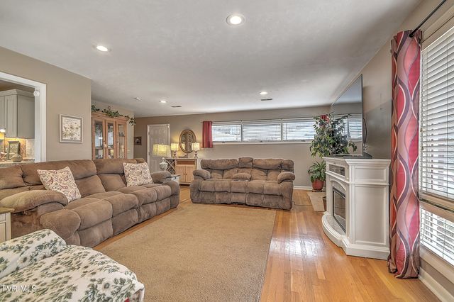 806 Hollis Street, Kingsport, TN 37660