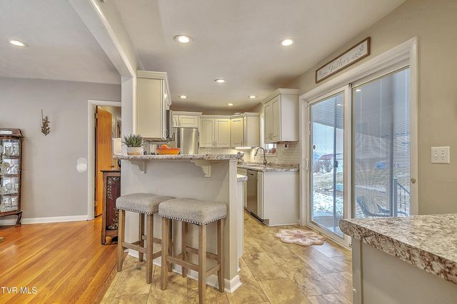 806 Hollis Street, Kingsport, TN 37660