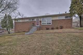 806 Hollis Street, Kingsport, TN 37660