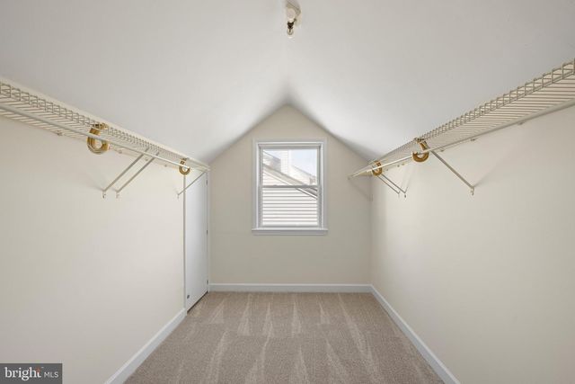 1207 S FARMVIEW DR, Dover, DE 19904