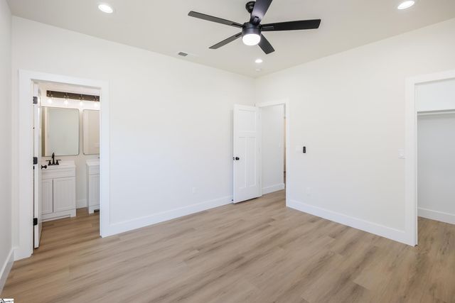 110 Simmons Road, Woodruff, SC 29388