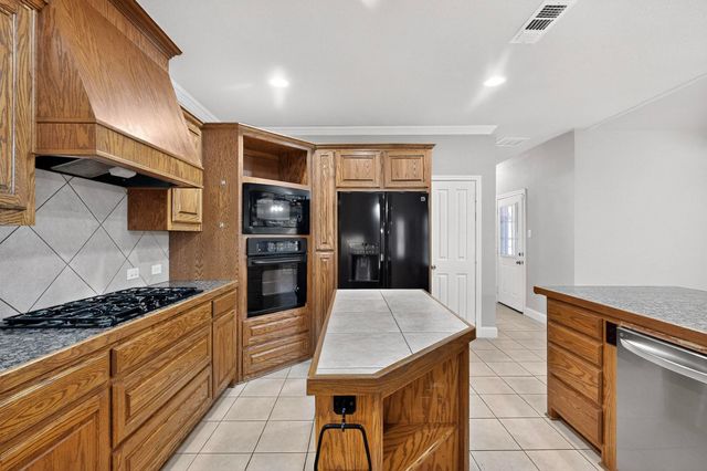 590 Norman Circle, Anna, TX 75409