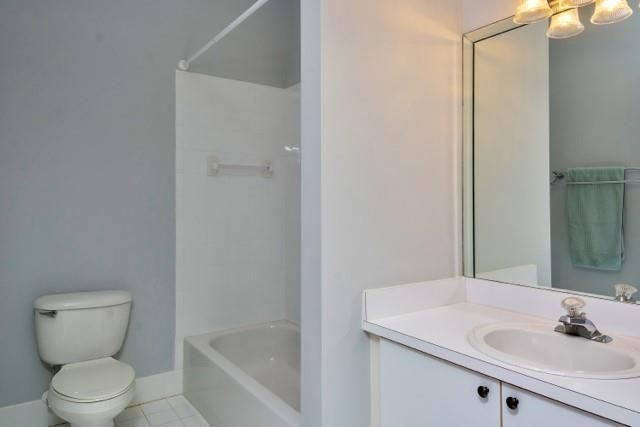 676 W Palm Aire Drive, Pompano Beach, FL 33069