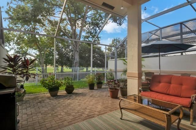 676 W Palm Aire Drive, Pompano Beach, FL 33069