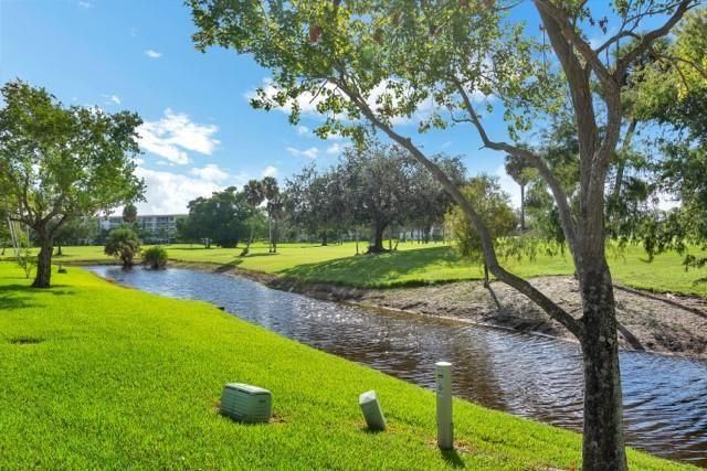 676 W Palm Aire Drive, Pompano Beach, FL 33069