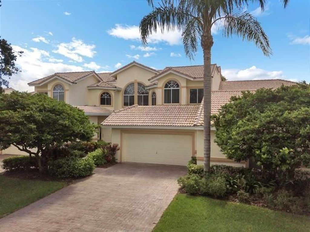 676 W Palm Aire Drive, Pompano Beach, FL 33069