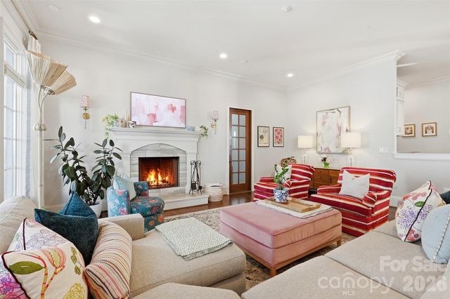 400 Hunter Lane, Charlotte, NC 28211