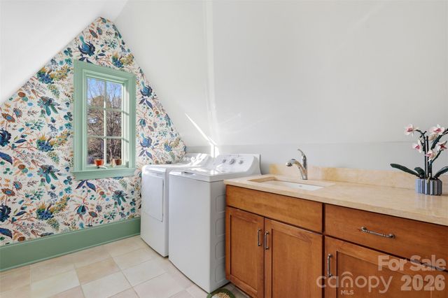 400 Hunter Lane, Charlotte, NC 28211