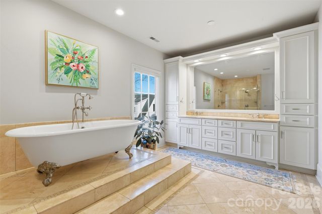 400 Hunter Lane, Charlotte, NC 28211