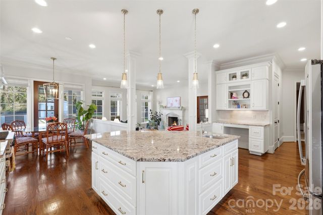 400 Hunter Lane, Charlotte, NC 28211