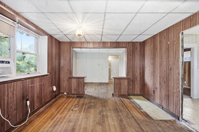 66 Calumet St, Revere, MA 02151