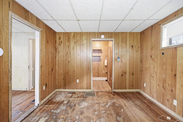 66 Calumet St, Revere, MA 02151