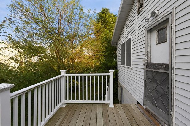 66 Calumet St, Revere, MA 02151