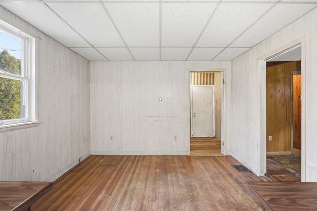66 Calumet St, Revere, MA 02151