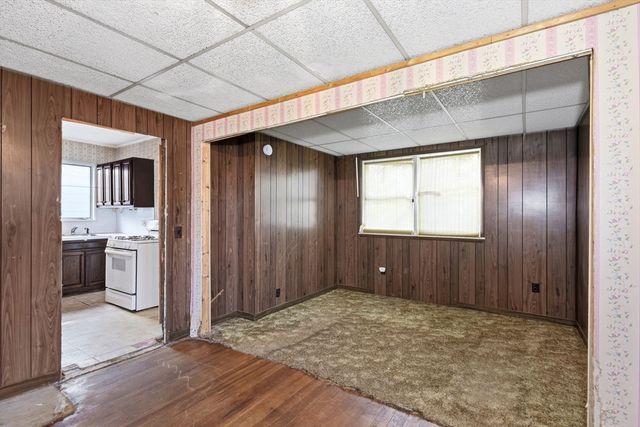 66 Calumet St, Revere, MA 02151