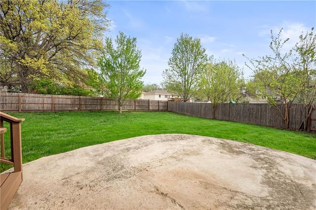 930 NW Scenic Drive, Grain Valley, MO 64029