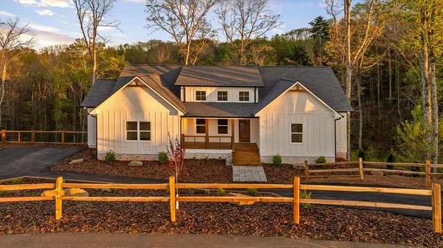 222 Mystic Drive, Ellijay, GA 30540