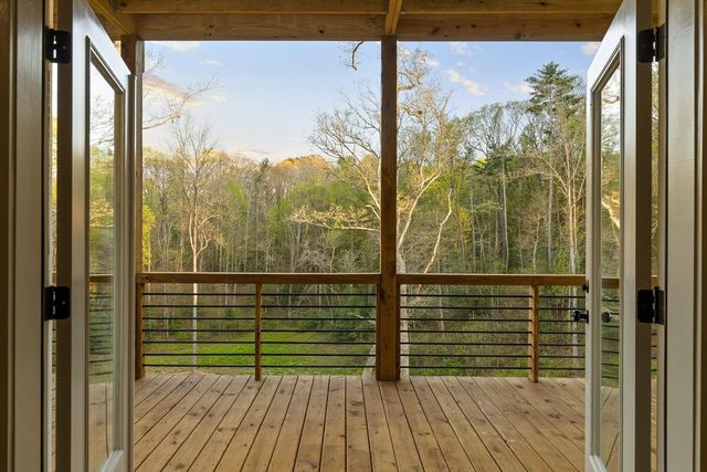 222 Mystic Drive, Ellijay, GA 30540