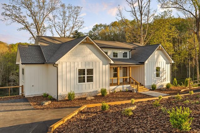 222 Mystic Drive, Ellijay, GA 30540