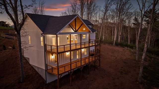 222 Mystic Drive, Ellijay, GA 30540