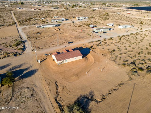 33279 W Alta Vista Road, Tonopah, AZ 85354