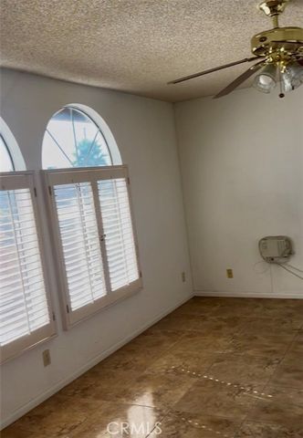 446 Camino Corto, San Jacinto, CA 92582