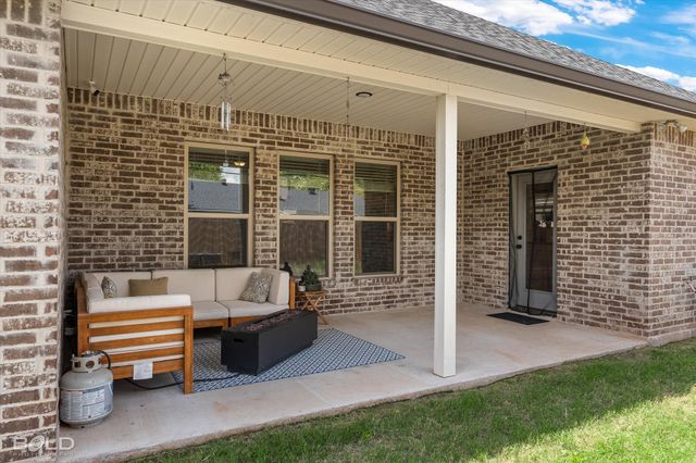 269 St Edmunds Way, Bossier City, LA 71111