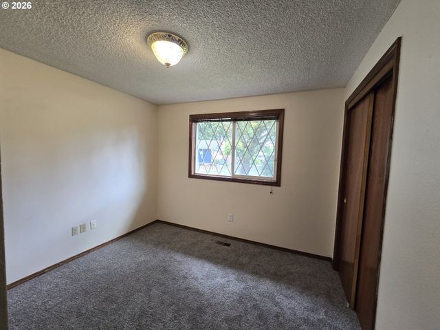 15004 Ne 46TH St, Vancouver, WA 98682