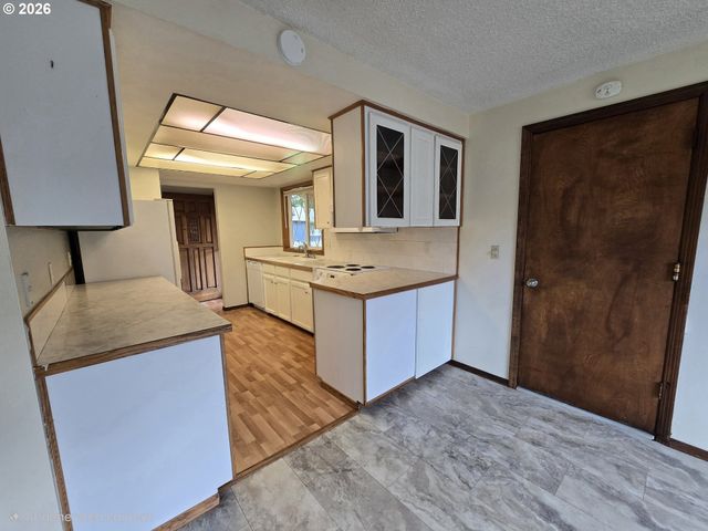 15004 Ne 46TH St, Vancouver, WA 98682