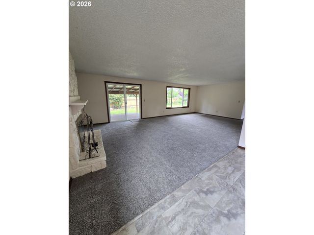 15004 Ne 46TH St, Vancouver, WA 98682