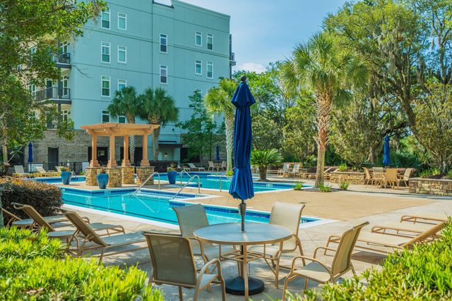 135 Pier View Street Unit 404, Charleston, SC 29492