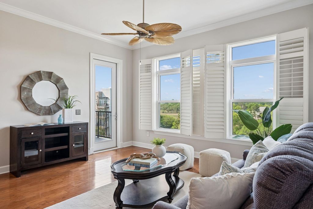 135 Pier View Street Unit 404, Charleston, SC 29492