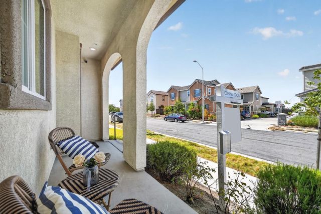 5502 Clove Hitch Loop, Fremont, CA 94555