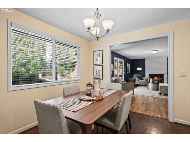 12585 Sw 128TH Ave, Tigard, OR 97223