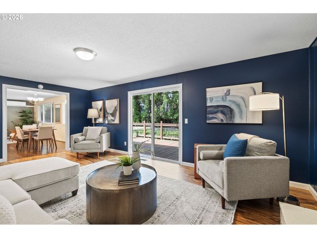 12585 Sw 128TH Ave, Tigard, OR 97223