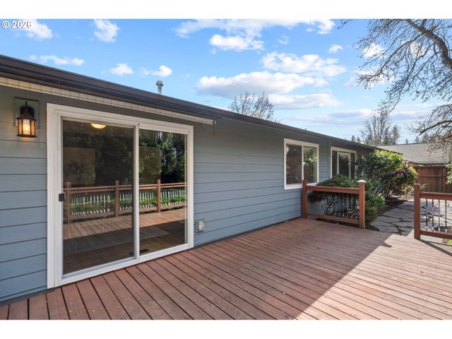 12585 Sw 128TH Ave, Tigard, OR 97223