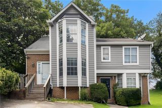5019 David SE Place, Smyrna, GA 30082
