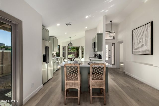 918 W BARBADOS Drive, Gilbert, AZ 85233