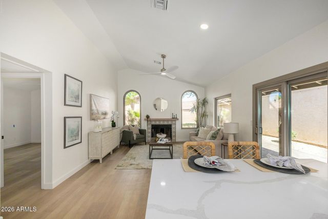 918 W BARBADOS Drive, Gilbert, AZ 85233