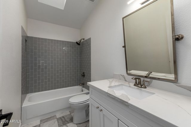 918 W BARBADOS Drive, Gilbert, AZ 85233