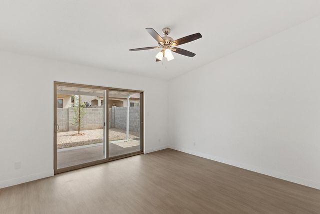 6825 N 81st Lane, Glendale, AZ 85303