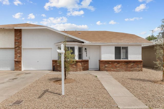 6825 N 81st Lane, Glendale, AZ 85303