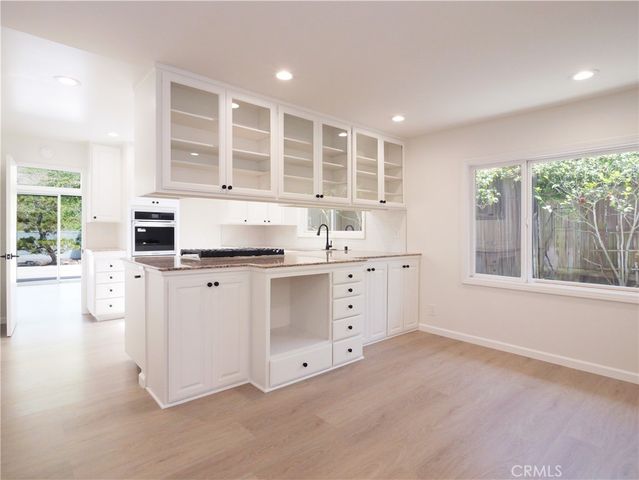 28518 Cedarbluff, Rancho Palos Verdes, CA 90275