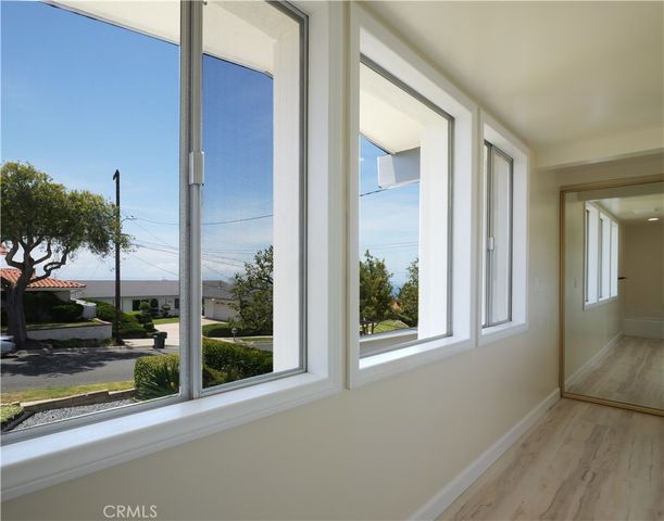 28518 Cedarbluff, Rancho Palos Verdes, CA 90275