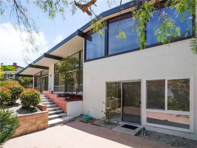 28518 Cedarbluff, Rancho Palos Verdes, CA 90275