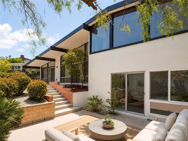 28518 Cedarbluff, Rancho Palos Verdes, CA 90275
