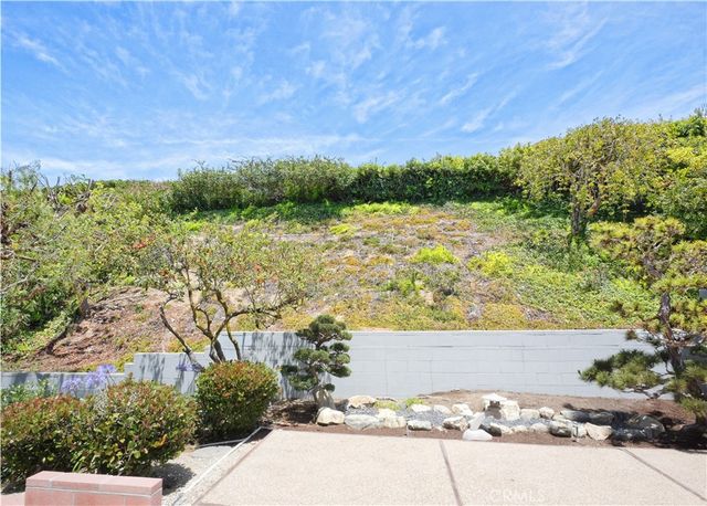 28518 Cedarbluff, Rancho Palos Verdes, CA 90275